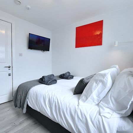 Central London Luxury Studios Fulham Close To Underground Newly Refurbished Zewnętrze zdjęcie