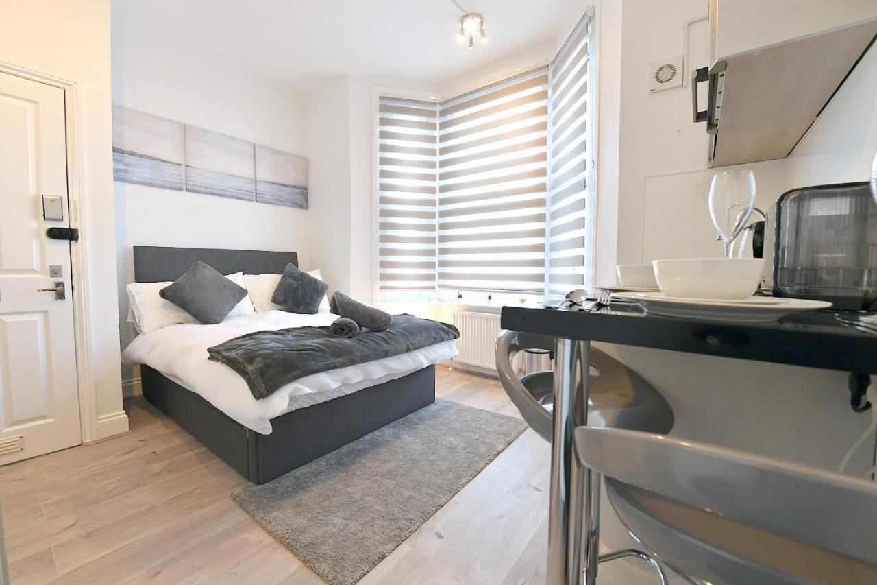 Central London Luxury Studios Fulham Close To Underground Newly Refurbished Zewnętrze zdjęcie