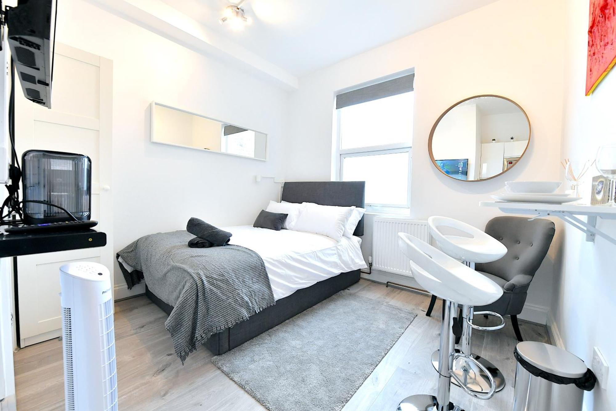 Central London Luxury Studios Fulham Close To Underground Newly Refurbished Zewnętrze zdjęcie